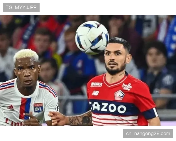 特写：洛里昂门将姆沃戈单场10次扑救，一己之力守护球队一分